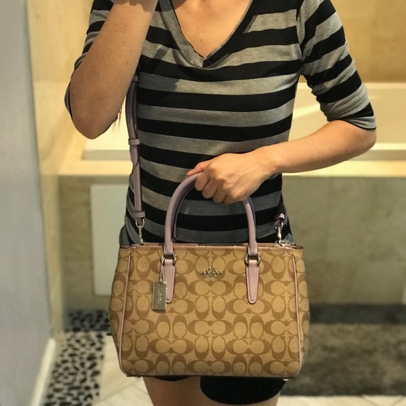 👜COACH SET🌺SURREY CARRYALL & WRISTLET - Picture 8 of 8